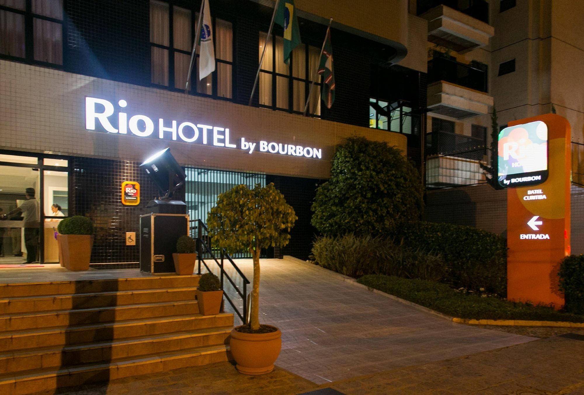Rio Hotel By Bourbon Curitiba Exterior photo
